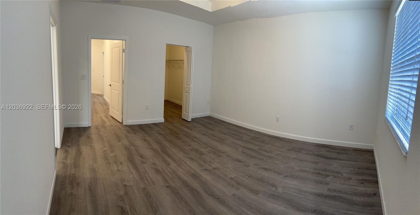 For Rent: $2,800 (3 beds, 2 baths, 1827 Square Feet)