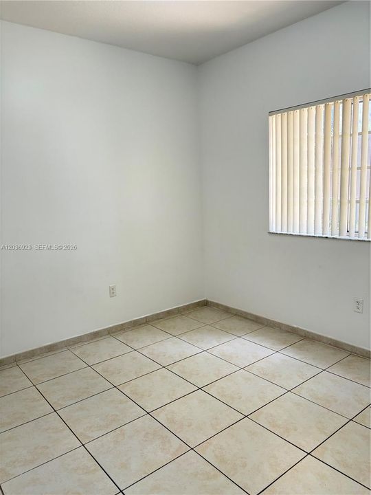 For Rent: $2,650 (3 beds, 2 baths, 1109 Square Feet)