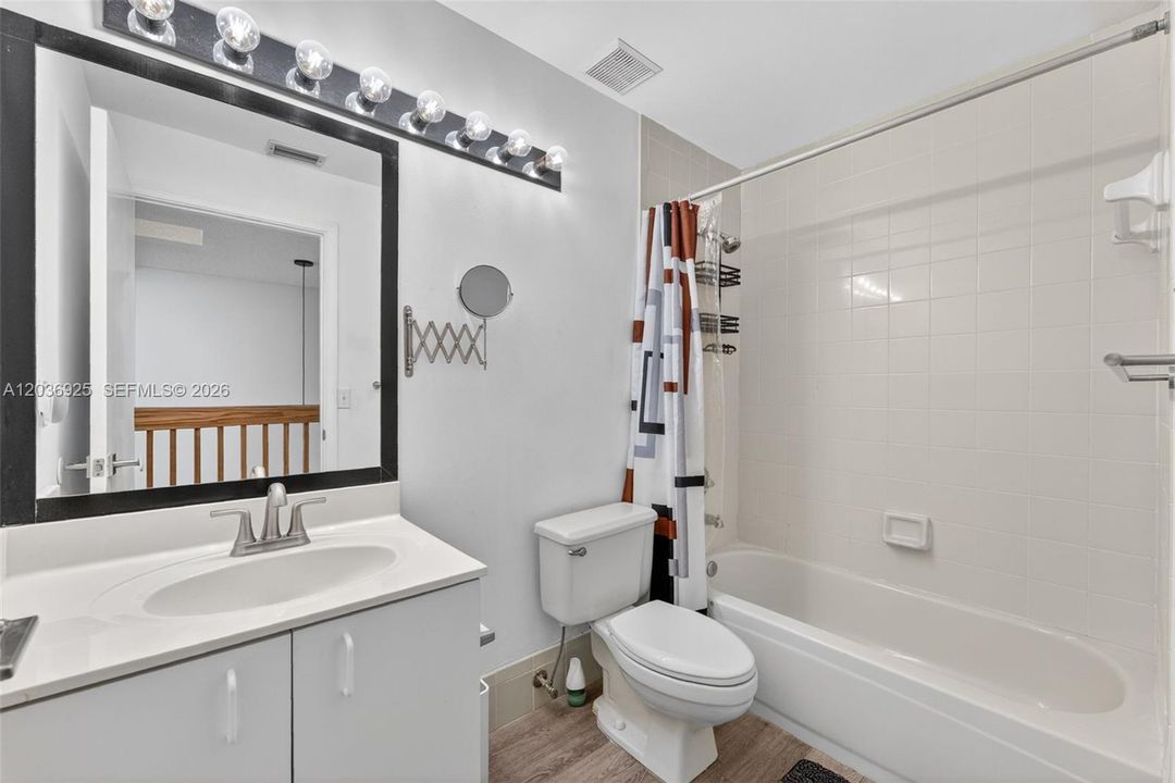 2nd Floor Bathroom.