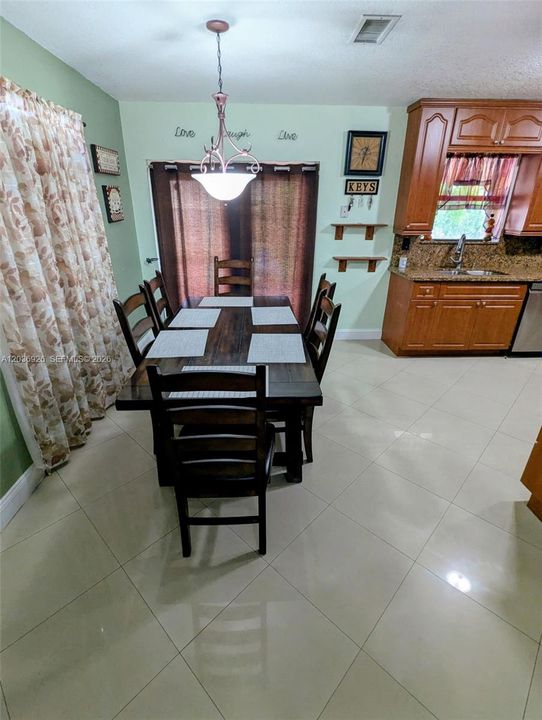 For Rent: $3,300 (3 beds, 2 baths, 1296 Square Feet)