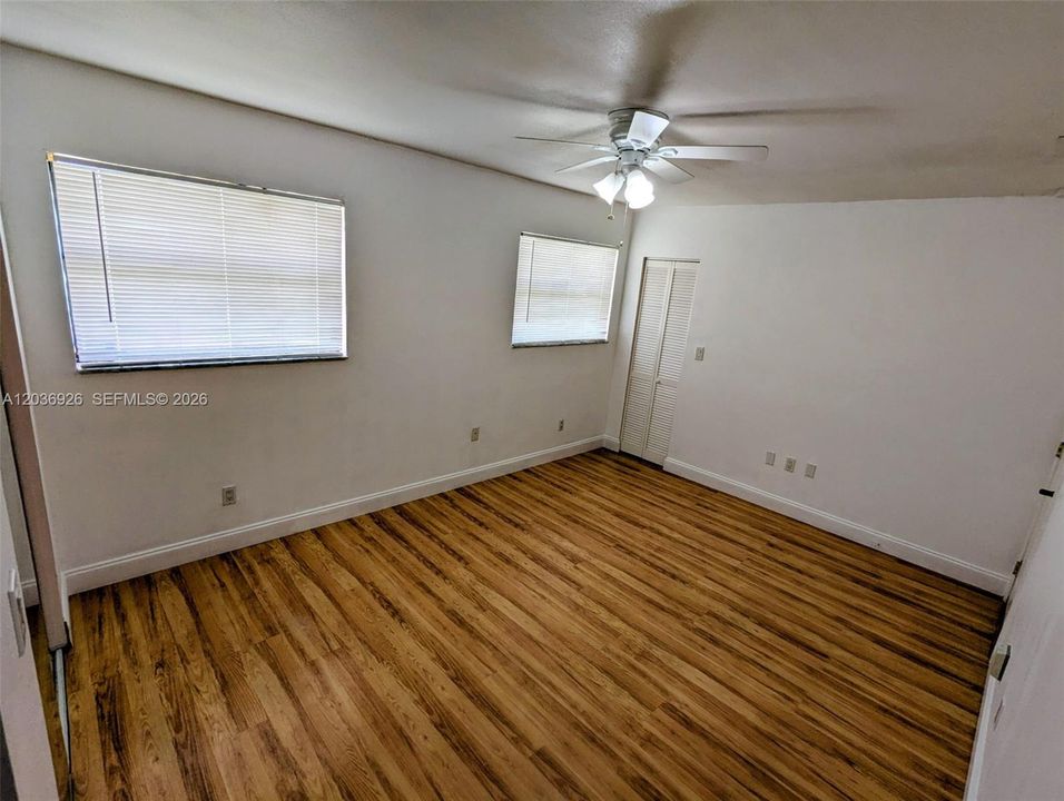 For Rent: $3,300 (3 beds, 2 baths, 1296 Square Feet)