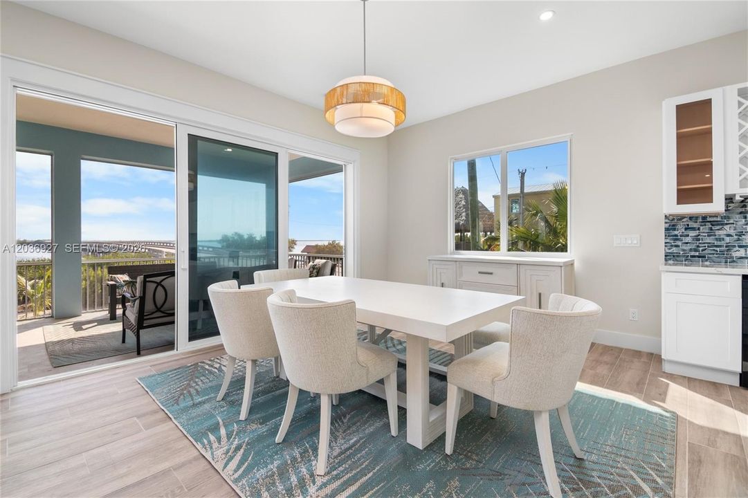 For Sale: $2,300,000 (4 beds, 3 baths, 2400 Square Feet)