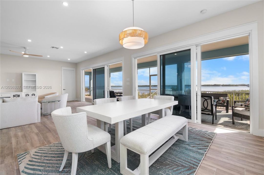 For Sale: $2,300,000 (4 beds, 3 baths, 2400 Square Feet)