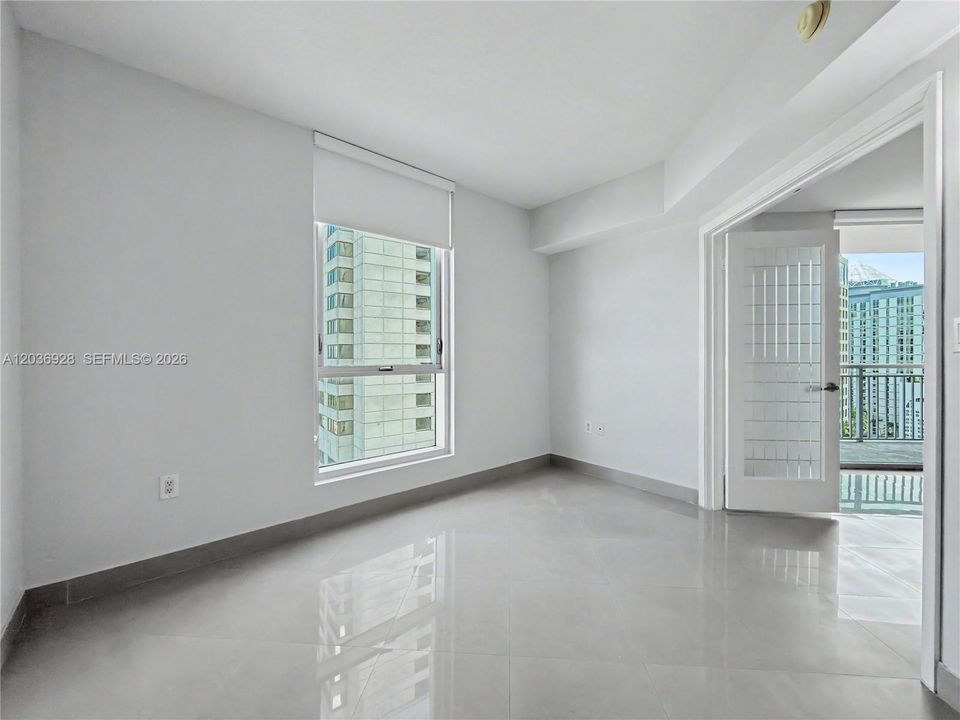 For Rent: $2,400 (1 beds, 1 baths, 657 Square Feet)