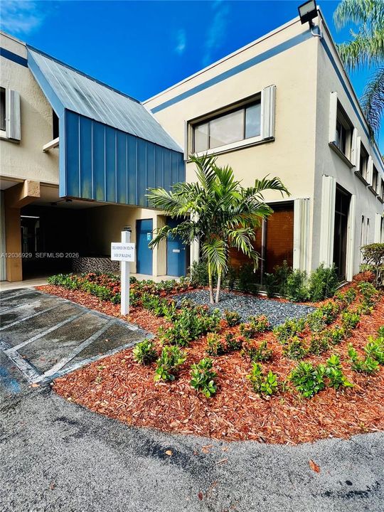 For Rent: $1,800 (0 beds, 0 baths, 0 Square Feet)
