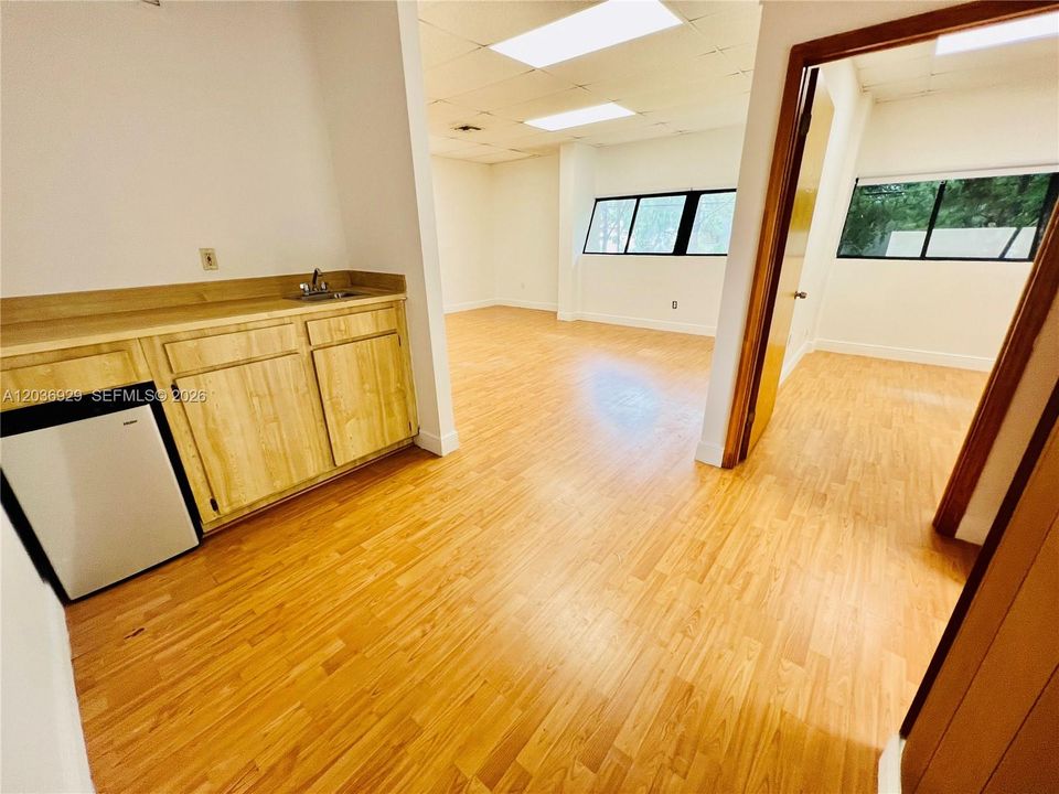 For Rent: $1,800 (0 beds, 0 baths, 0 Square Feet)