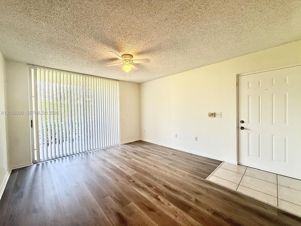 В аренду: $1,800 (1 спален, 1 ванн, 676 Квадратных фут)