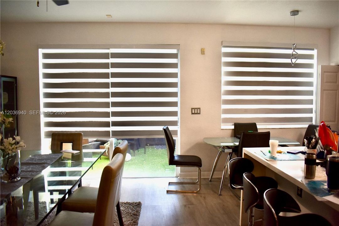 На продажу: $670,000 (4 спален, 2 ванн, 1894 Квадратных фут)