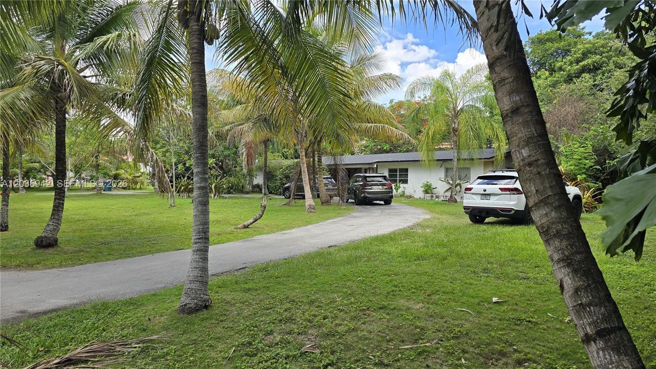 На продажу: $1,650,000 (4 спален, 3 ванн, 2393 Квадратных фут)