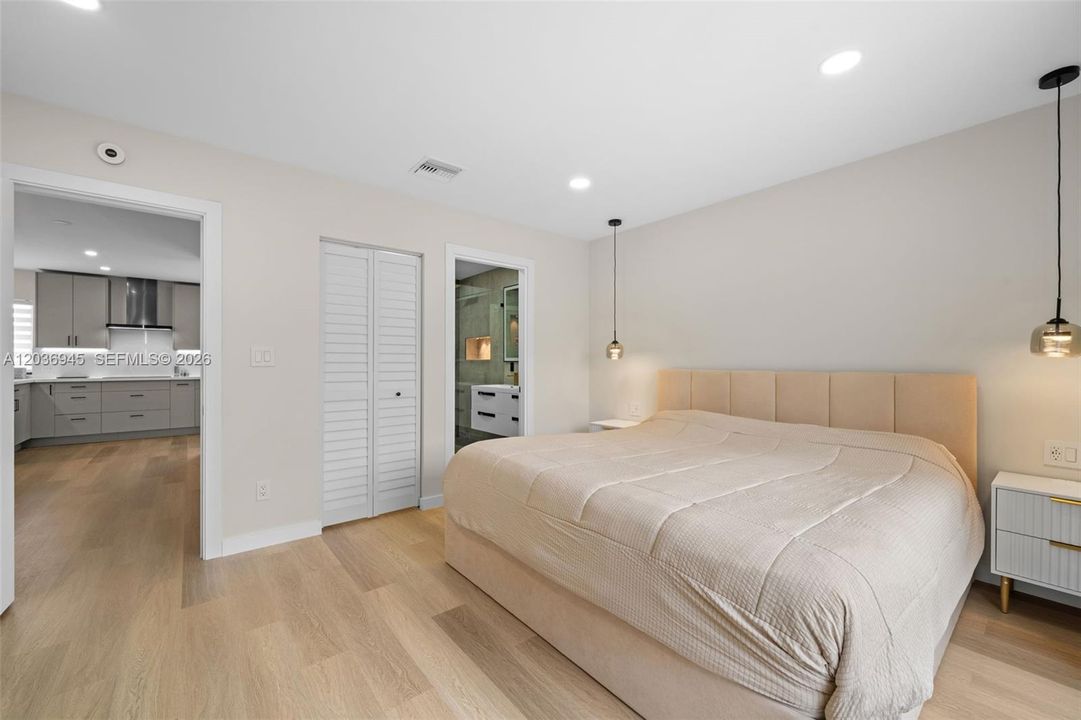 For Sale: $1,499,000 (4 beds, 3 baths, 1330 Square Feet)