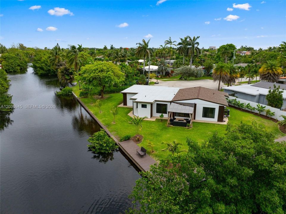 For Sale: $1,499,000 (4 beds, 3 baths, 1330 Square Feet)