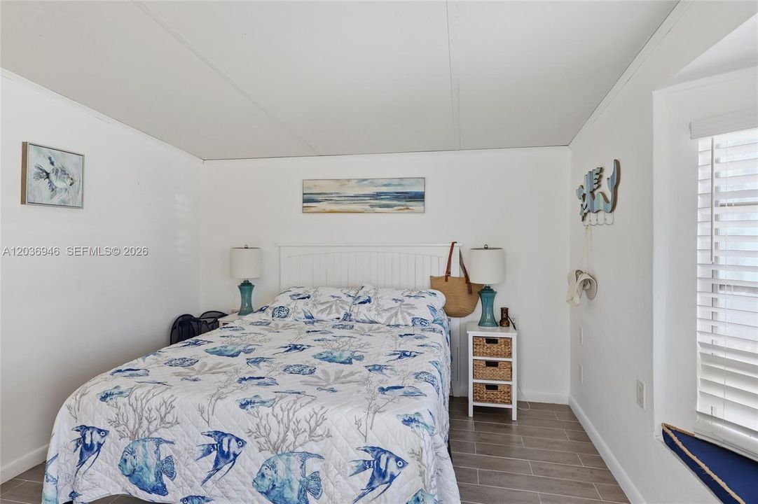 В аренду: $1,900 (2 спален, 1 ванн, 744 Квадратных фут)