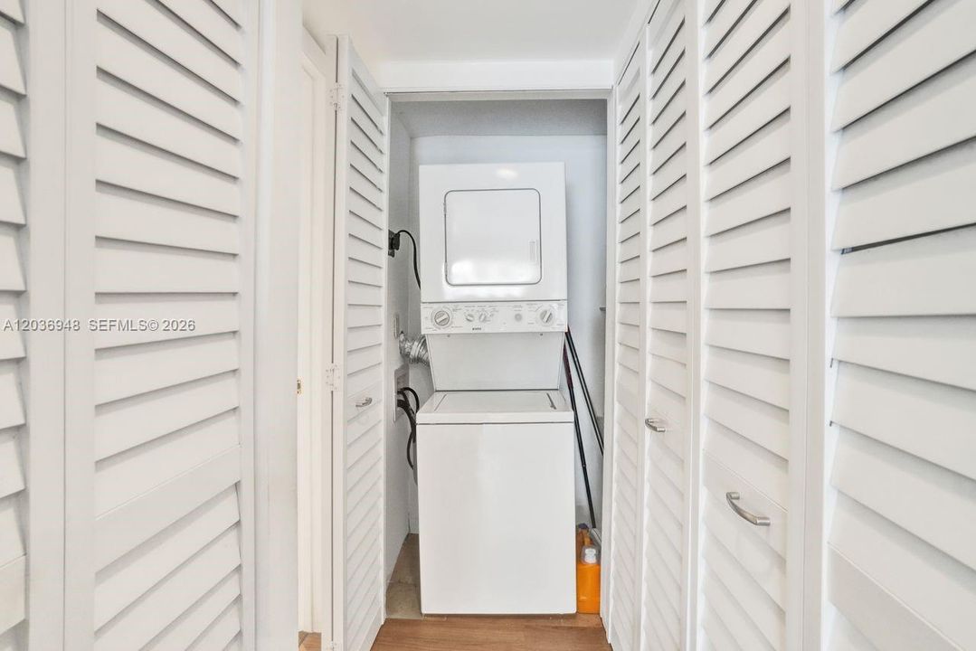 На продажу: $525,000 (3 спален, 2 ванн, 1270 Квадратных фут)