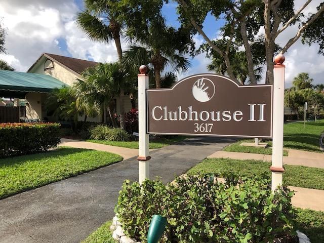 club house sign