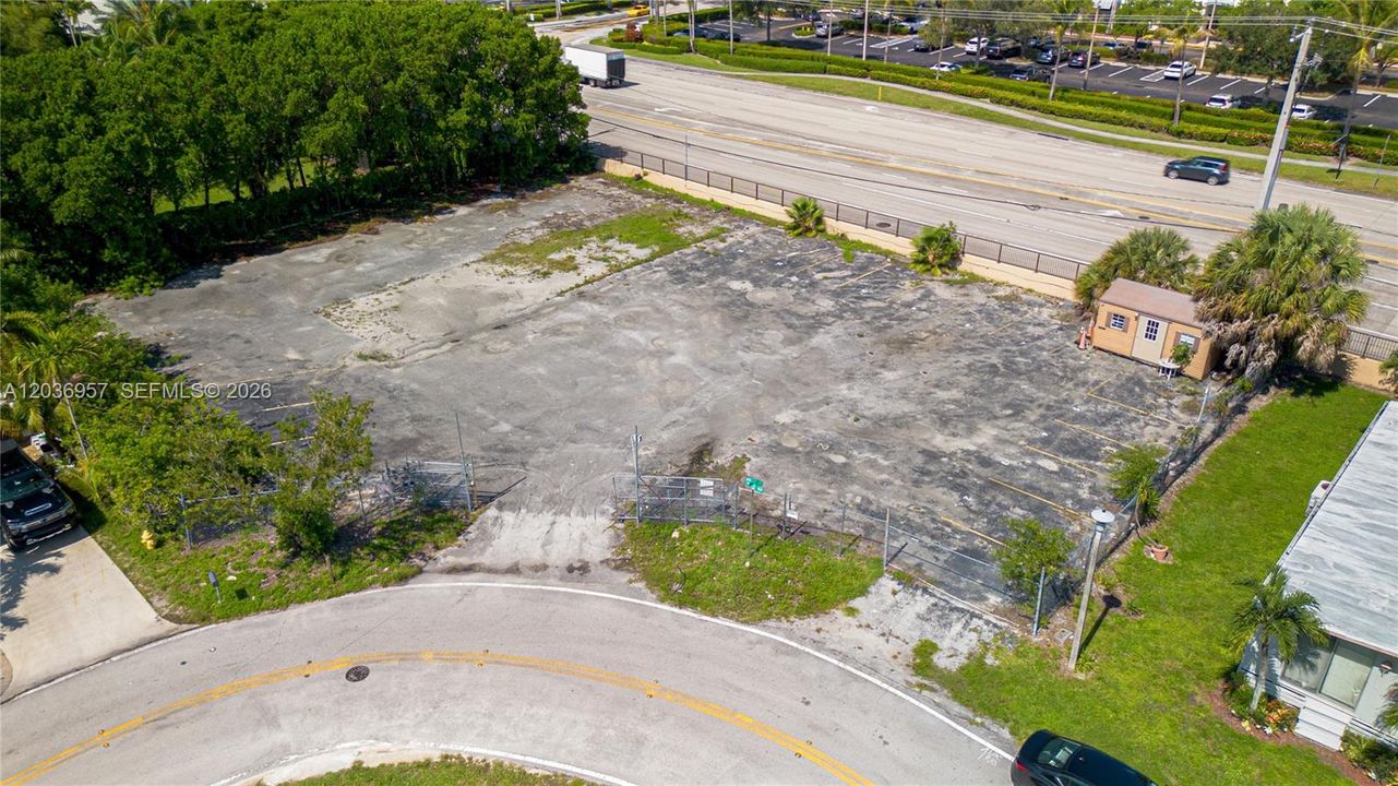 For Sale: $319,000 (0.16 acres)