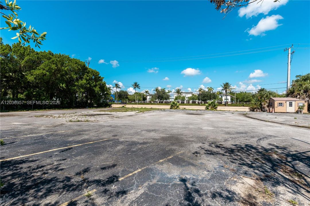 For Sale: $319,000 (0.16 acres)