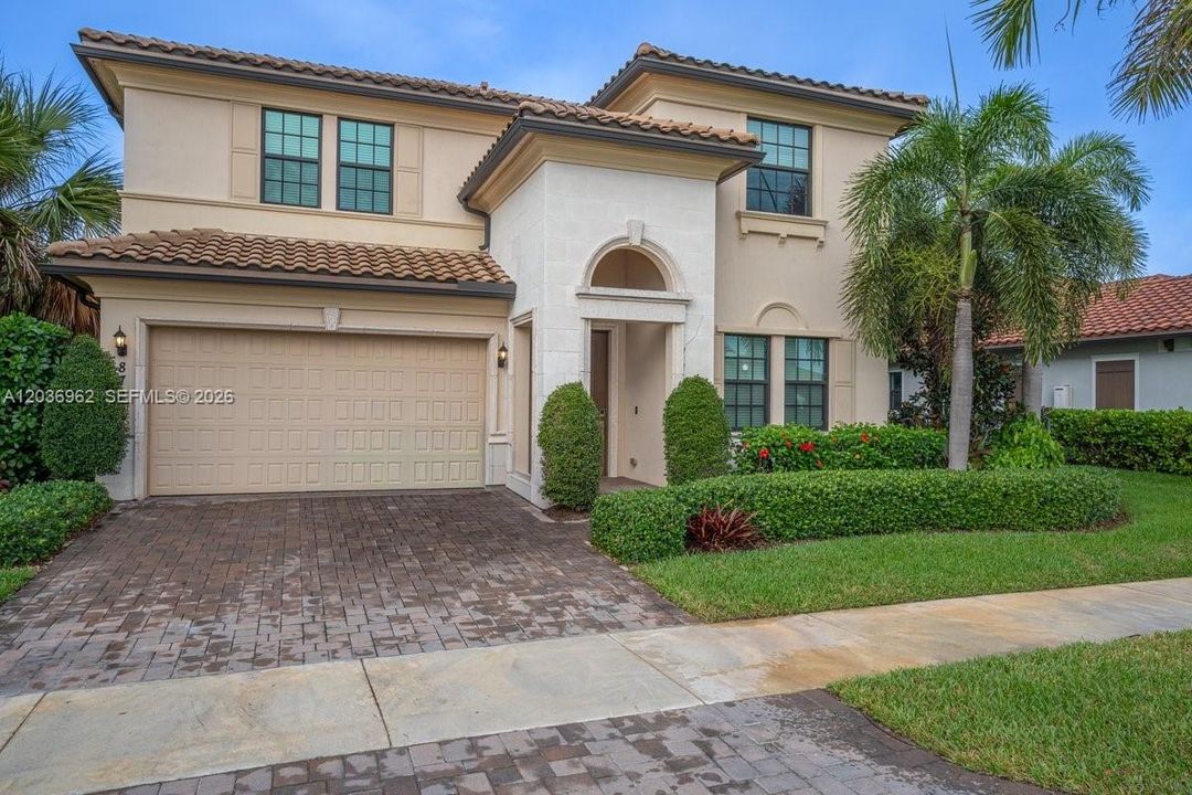For Sale: $1,440,000 (4 beds, 5 baths, 3690 Square Feet)