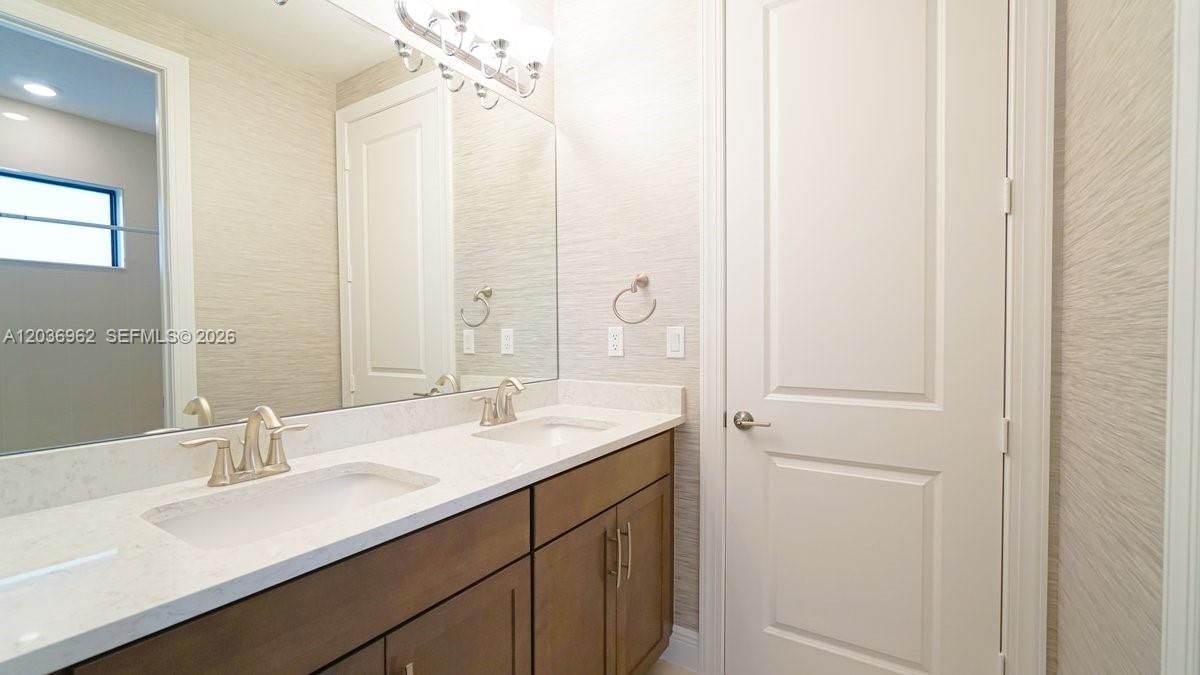 Jack & Jill Bathroom