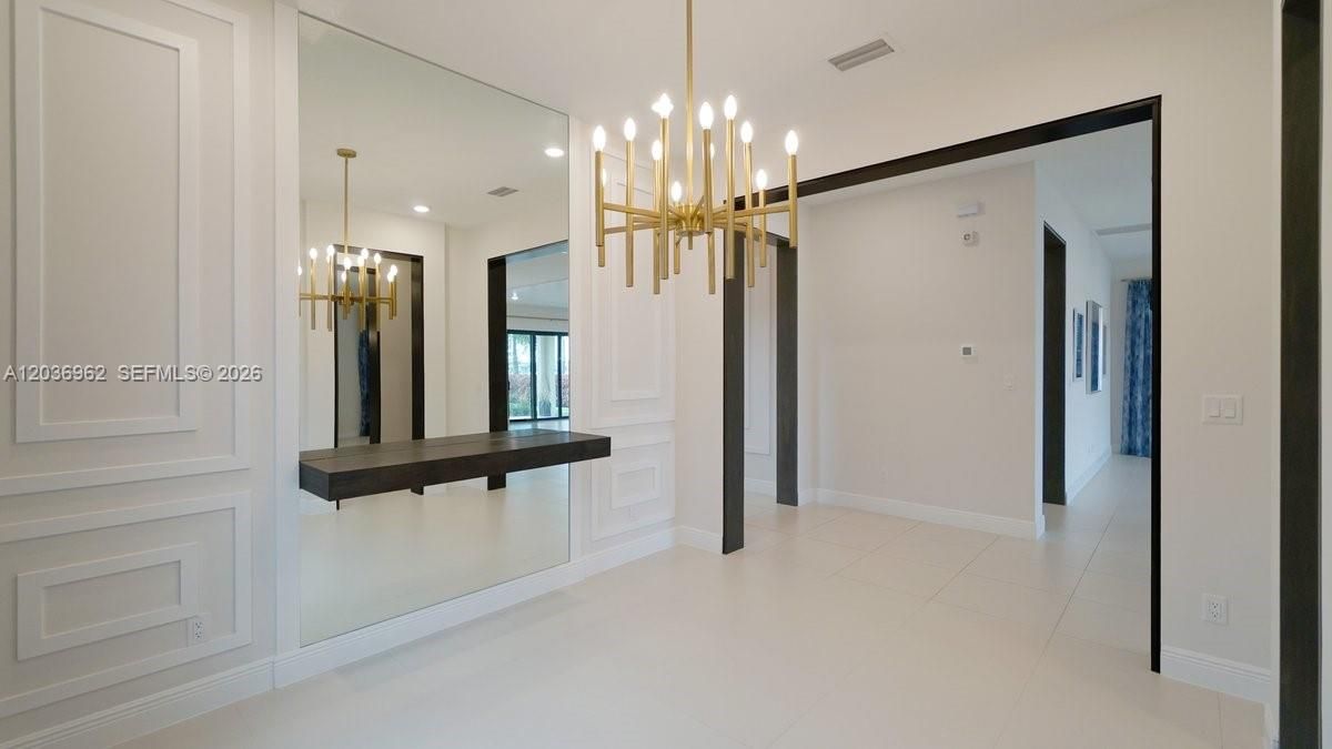 For Sale: $1,440,000 (4 beds, 5 baths, 3690 Square Feet)