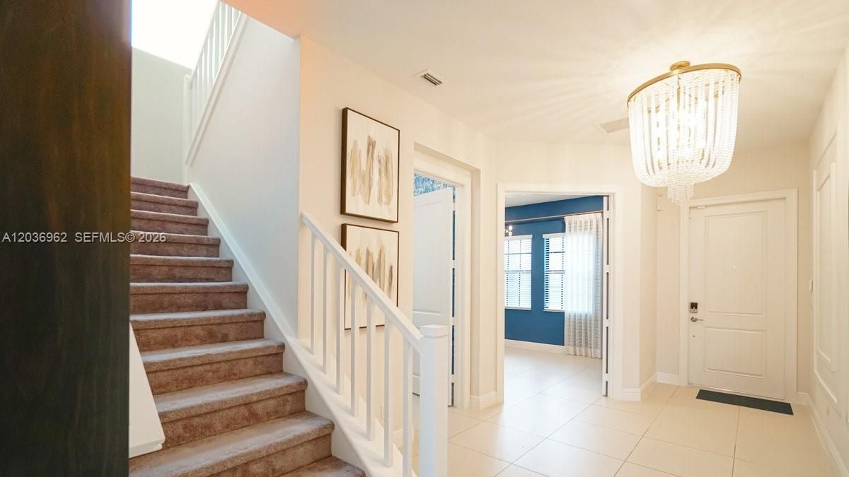 For Sale: $1,440,000 (4 beds, 5 baths, 3690 Square Feet)