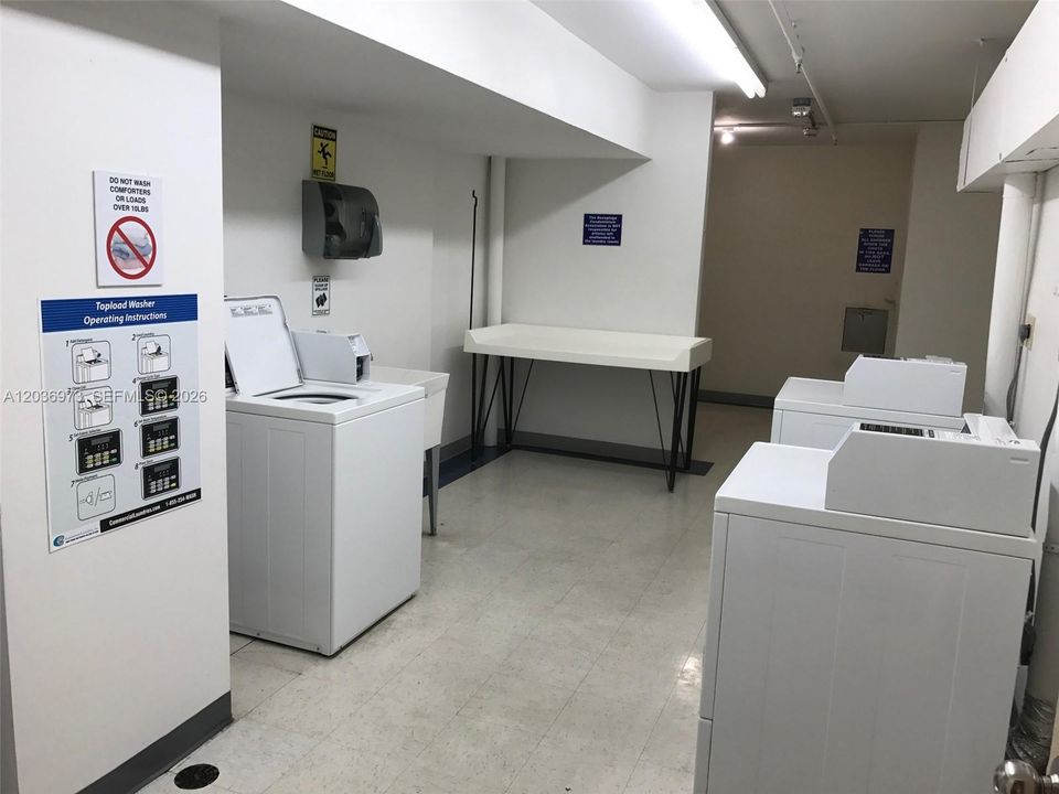 For Rent: $2,500 (1 beds, 1 baths, 550 Square Feet)