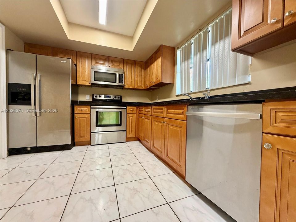 В аренду: $2,850 (3 спален, 2 ванн, 1176 Квадратных фут)