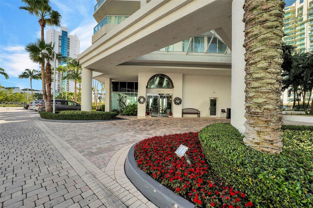 For Rent: $7,000 (2 beds, 2 baths, 1760 Square Feet)