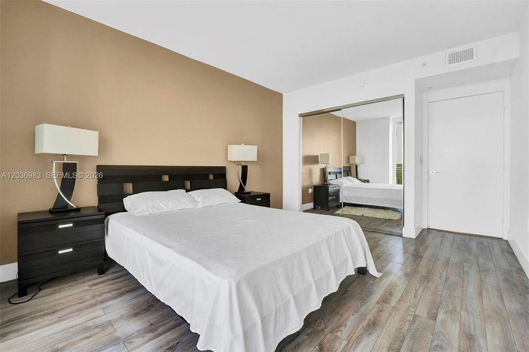 For Rent: $7,000 (2 beds, 2 baths, 1760 Square Feet)