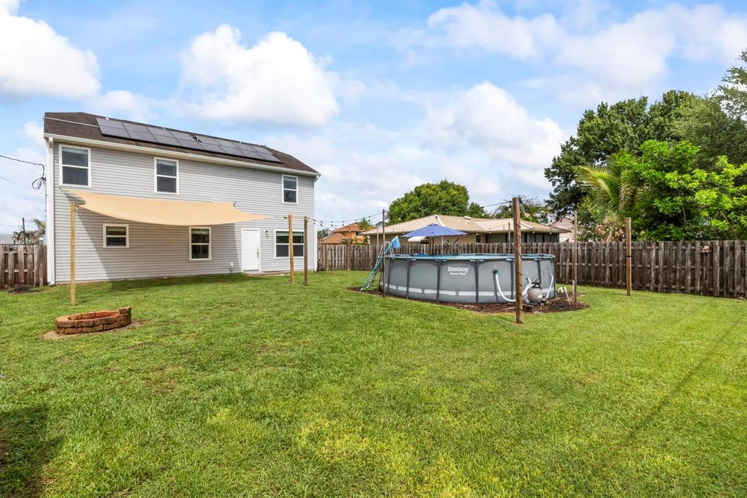 1833-SW_Cameo_Blvd_037