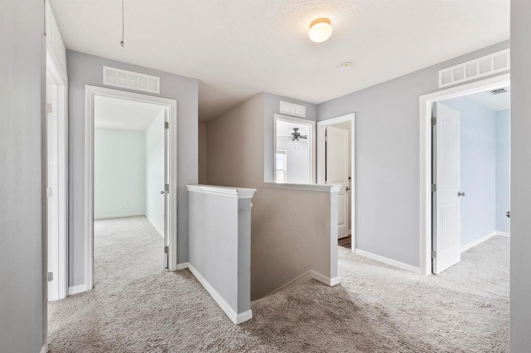 1833-SW_Cameo_Blvd_031