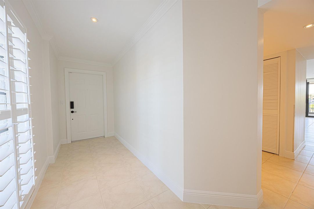 Foyer Entry