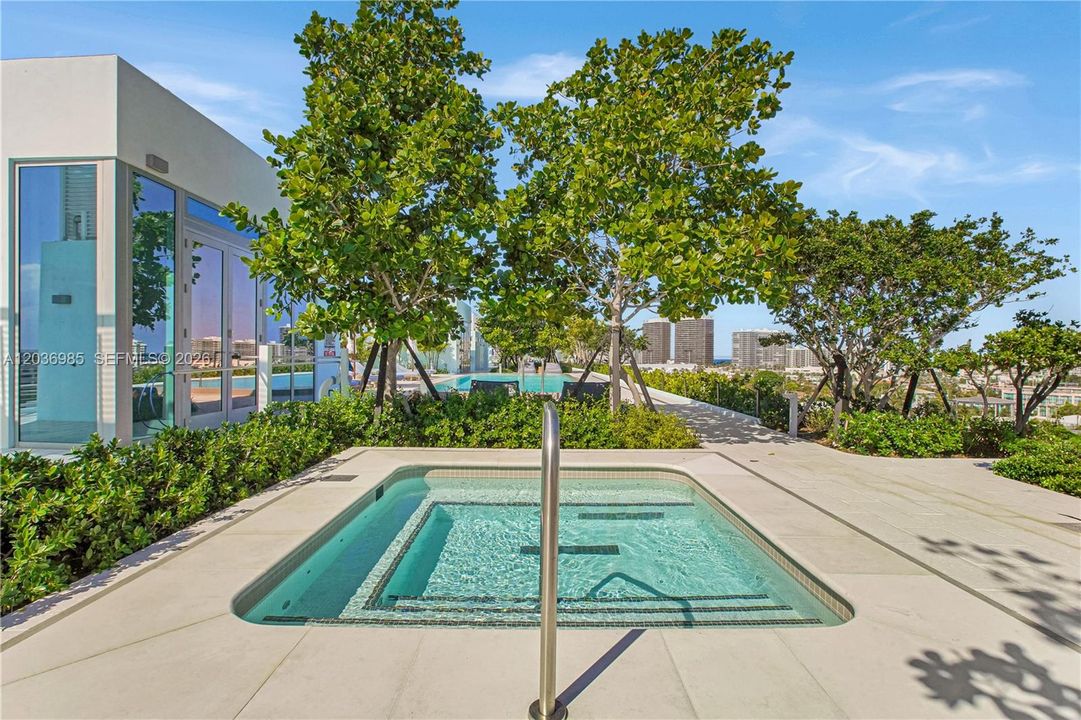 For Rent: $16,750 (4 beds, 4 baths, 2497 Square Feet)