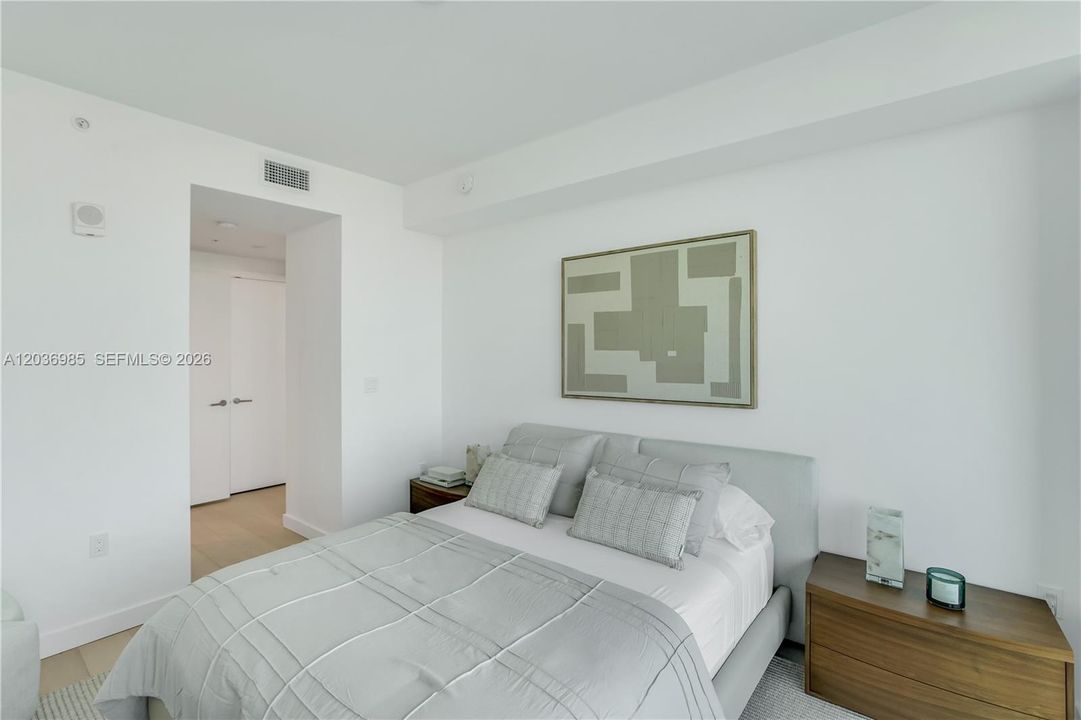 For Rent: $16,750 (4 beds, 4 baths, 2497 Square Feet)