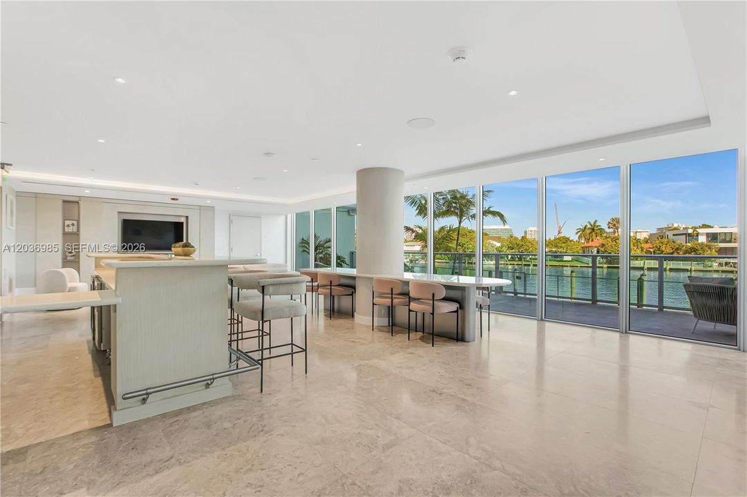 For Rent: $16,750 (4 beds, 4 baths, 2497 Square Feet)