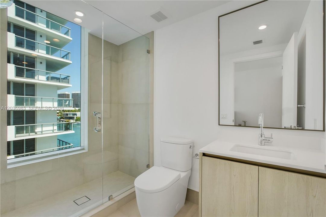 For Rent: $16,750 (4 beds, 4 baths, 2497 Square Feet)