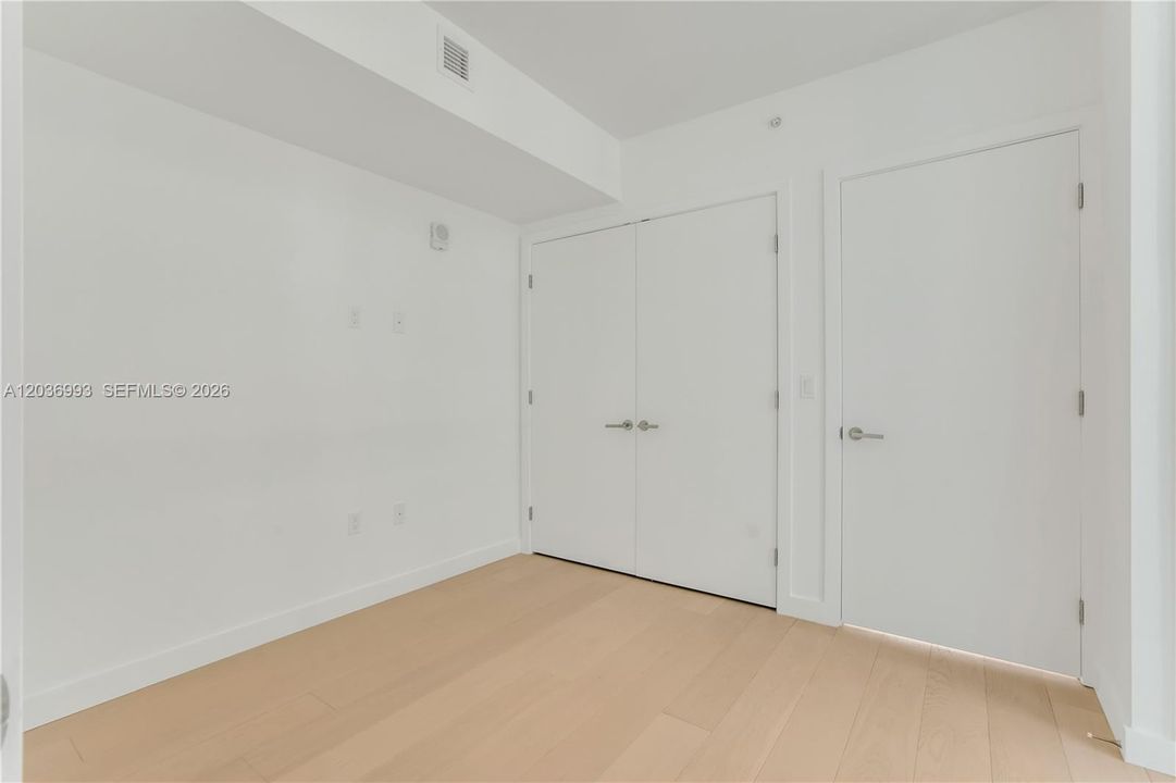 For Rent: $13,500 (3 beds, 3 baths, 2068 Square Feet)
