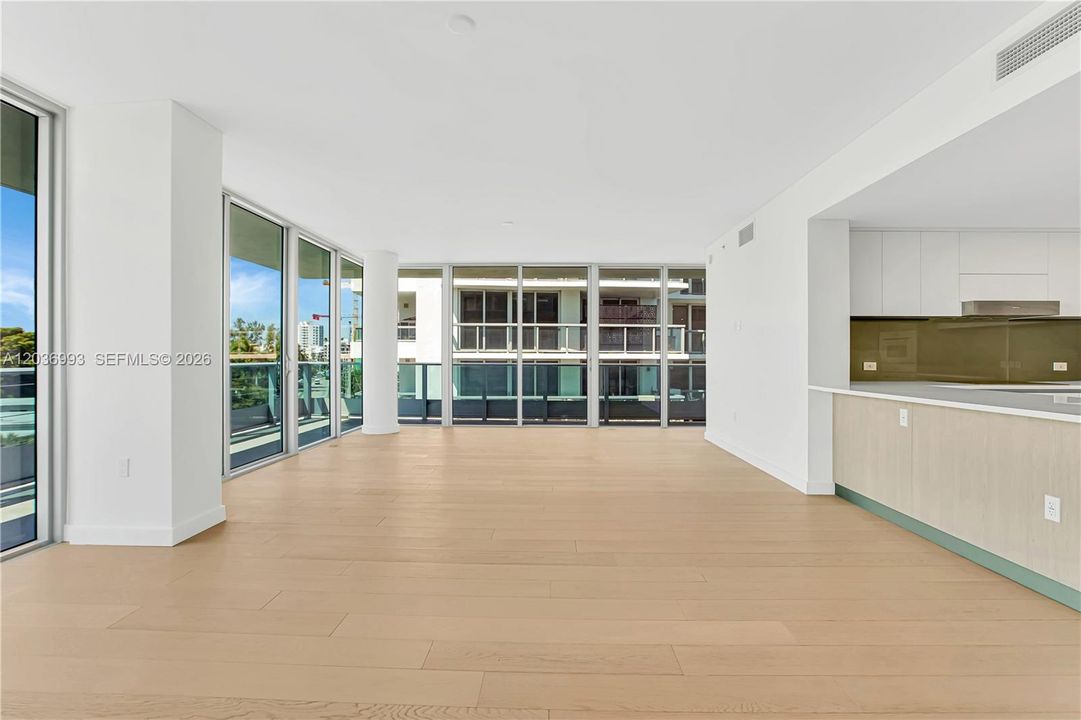 For Rent: $13,500 (3 beds, 3 baths, 2068 Square Feet)