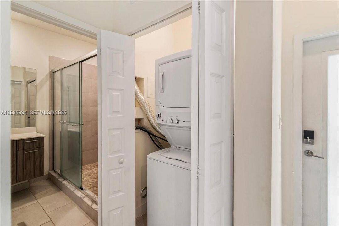 En Venta: $505,000 (2 camas, 2 baños, 1129 Pies cuadrados)
