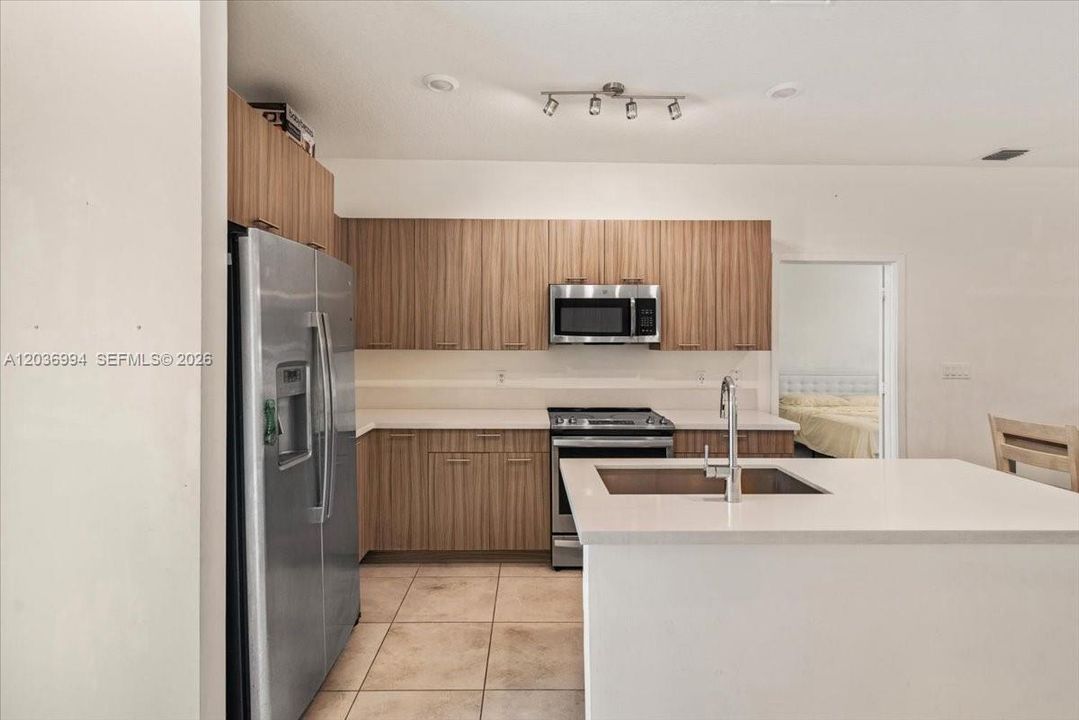 En Venta: $505,000 (2 camas, 2 baños, 1129 Pies cuadrados)