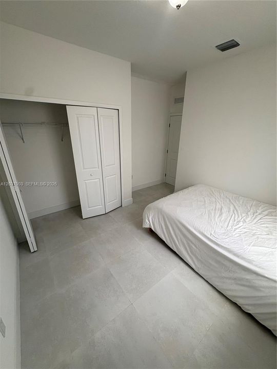 For Rent: $1,650 (1 beds, 1 baths, 2088 Square Feet)