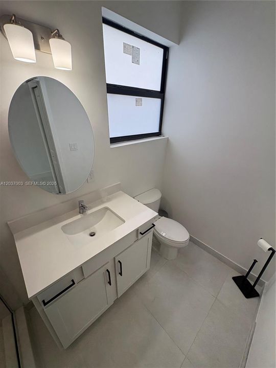 For Rent: $1,650 (1 beds, 1 baths, 2088 Square Feet)