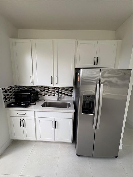 For Rent: $1,650 (1 beds, 1 baths, 2088 Square Feet)
