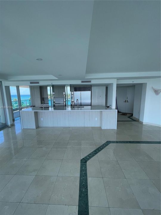 For Rent: $10,200 (3 beds, 2 baths, 1860 Square Feet)