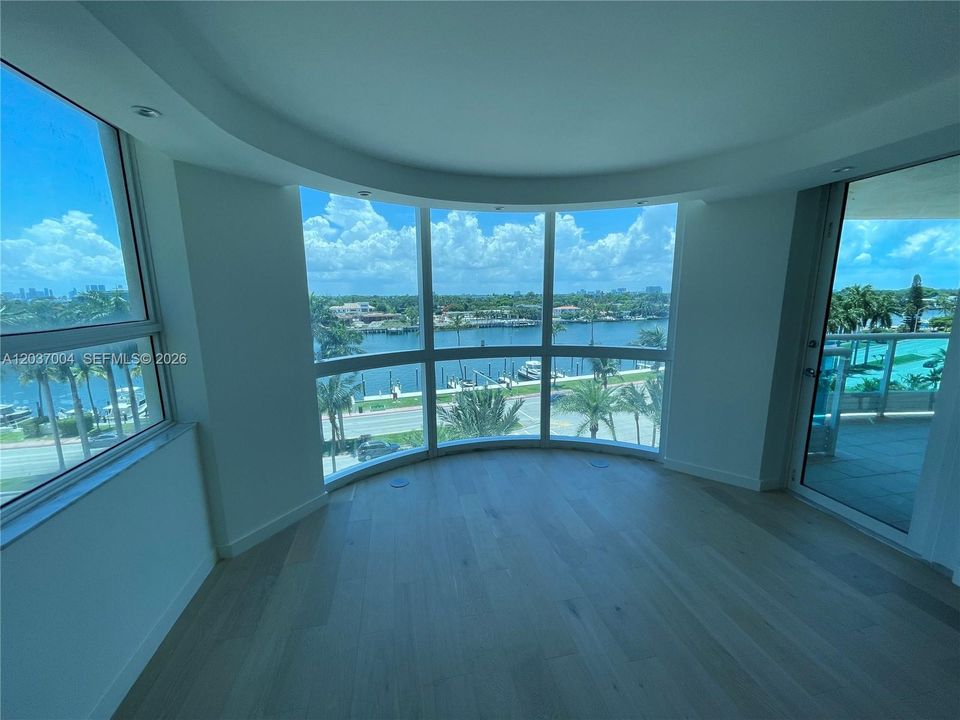 For Rent: $10,200 (3 beds, 2 baths, 1860 Square Feet)