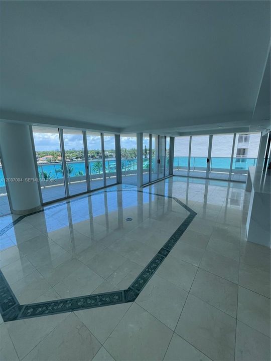 For Rent: $10,200 (3 beds, 2 baths, 1860 Square Feet)
