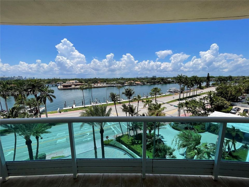 For Rent: $10,200 (3 beds, 2 baths, 1860 Square Feet)