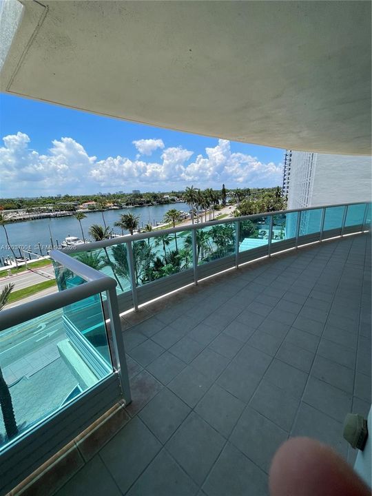 For Rent: $10,200 (3 beds, 2 baths, 1860 Square Feet)