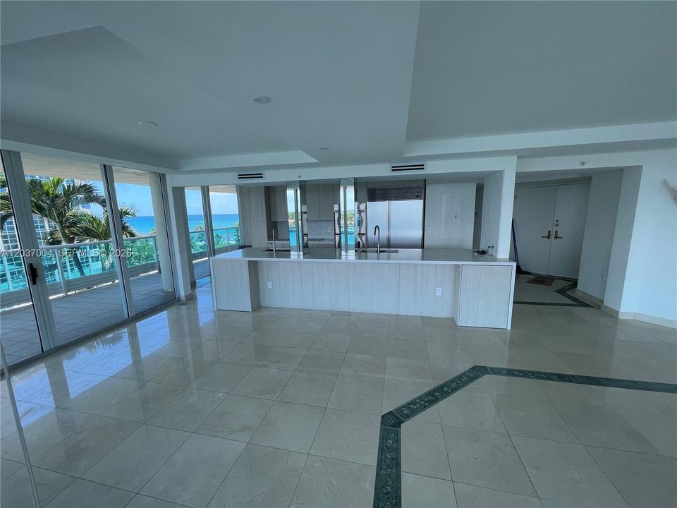 For Rent: $10,200 (3 beds, 2 baths, 1860 Square Feet)