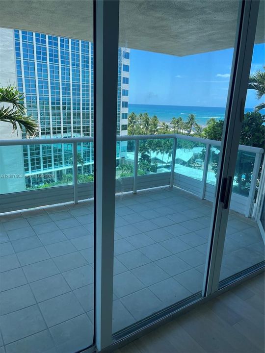 For Rent: $10,200 (3 beds, 2 baths, 1860 Square Feet)