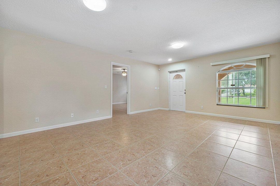 007-55921stRoad-LakeWorth-FL-33467-SMALL